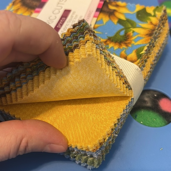 Creative Cuts Sunflower Charm Pack - Picture 6 of 6
